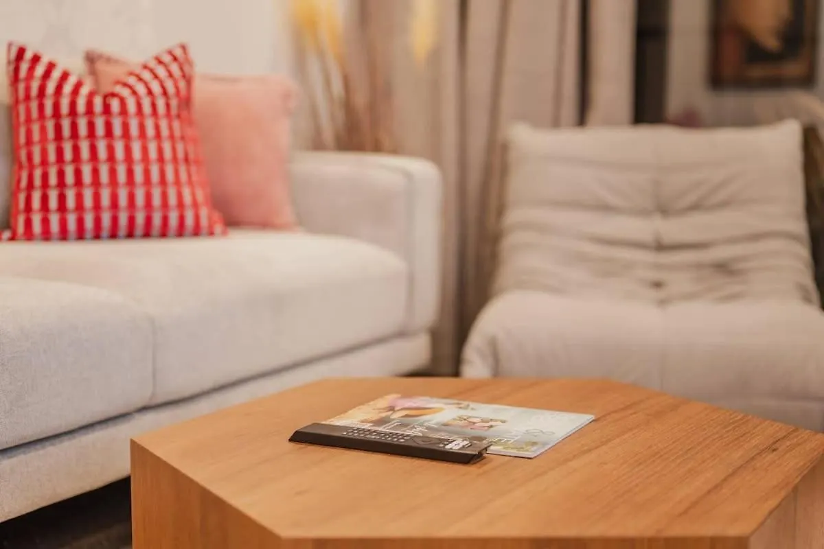 Triple Treat On Fitzgerald - Your 3-Br Getaway Christchurch Holiday home